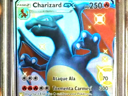 AP 8.5 | Charizard GX (HIF SV49) Hidden Fates Español 2019 on Sale